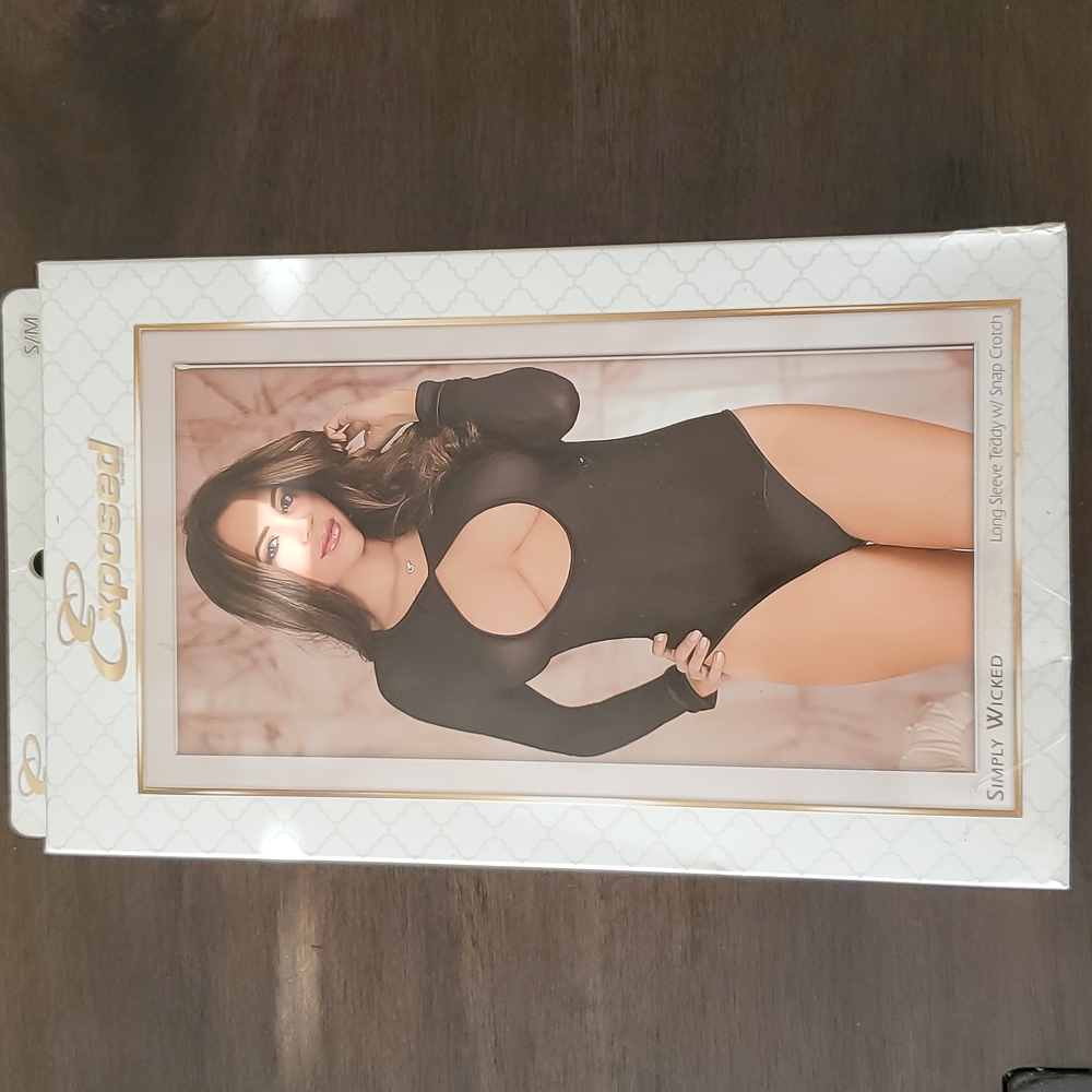 Long sleeve teddy with snap crotch
